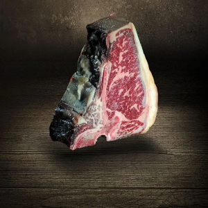 T-Bone Steak Black Label Rind trocken gereift dry Aged aus Ludwigs Carnothek besonders ausgeprägte Marmorierung zart und saftig ideal zum grillen und braten T-Bone Black Label Steak bei Der Ludwig kaufen 2525 001